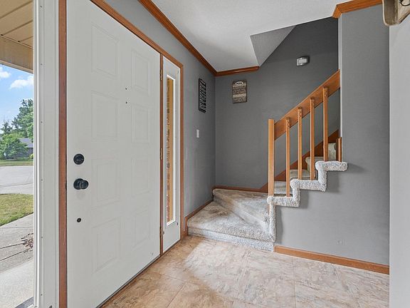 3rd image of 9222 Westbridge Ct