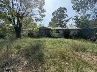 11631 S 587th Rd, Miami, OK 74354