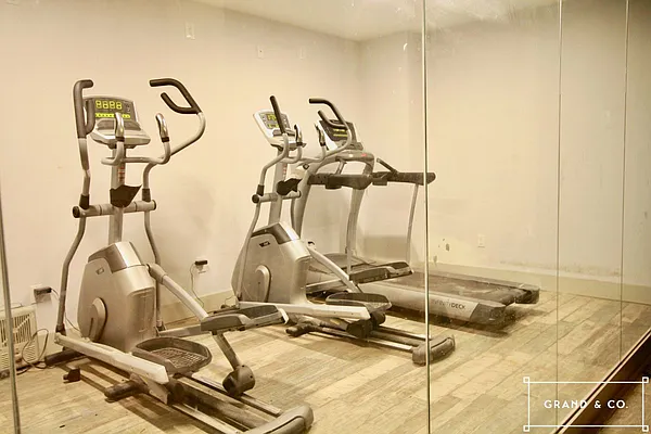 Rented by Grand & Co. | media 36