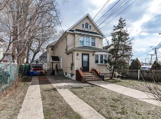 25923 Francis Lewis Blvd, Rosedale, NY 11422