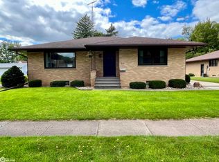 311 2nd Ave NE, Belmond, IA 50421