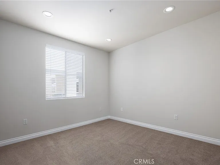 2436 Watermarke Pl — Photo 11
