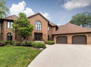 816 Spring Valley Ct, Schaumburg, IL 60193