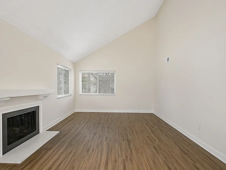 Harpers Point Apartments* — Photo 94