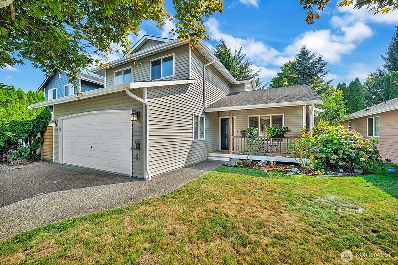 3rd image of 17134 Laurel Lane SE