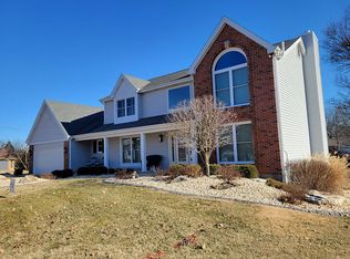 5058 Bryncastle Pl, Saint Louis, MO 63128