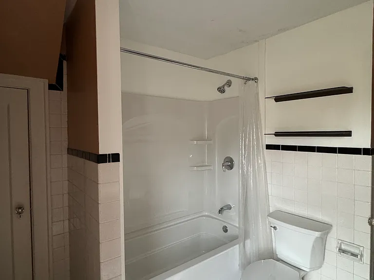 174 Washington Ave — Photo 25
