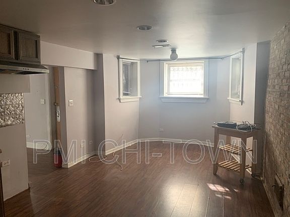 3rd image of 1114 E 62nd St