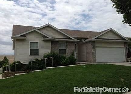 1st image of 3043 Williamsburg Dr