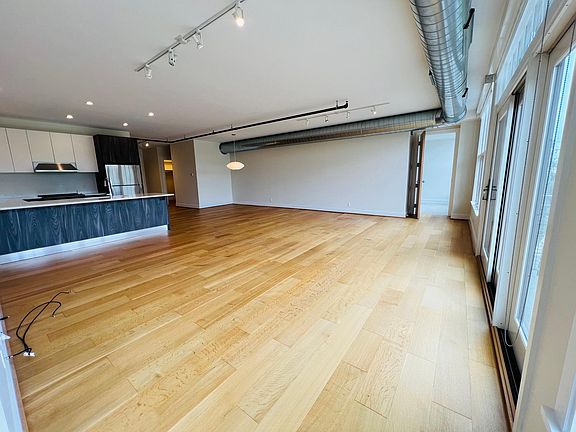 3rd image of 375 S Eton St #305