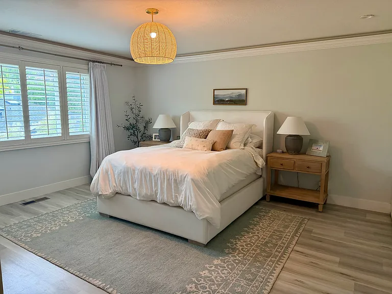 375 Summit Dr — Photo 7