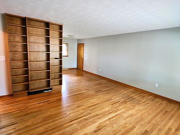 2nd image of 311 Margaret Ave