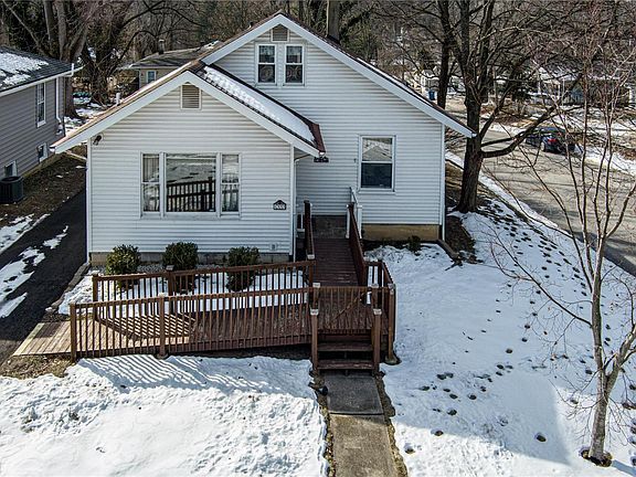 4th image of 1333 Eberhart Ave