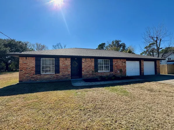 351 Dobbyn St, Bridge City, TX 77611