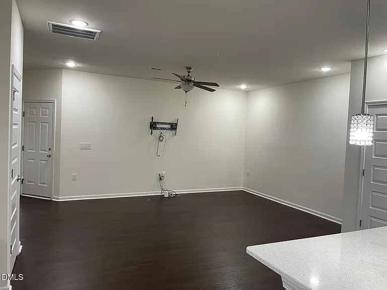 1004 Yatesbury Pl — Photo 16