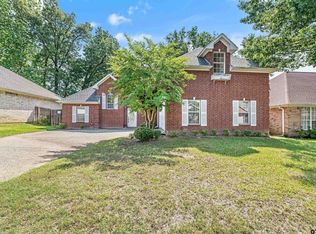 5720 Thomas Nelson Dr, Tyler, TX 75707
