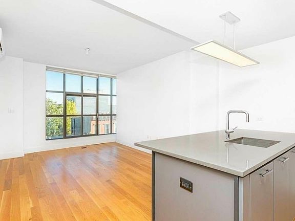 5th image of 1040 Dean St #515A