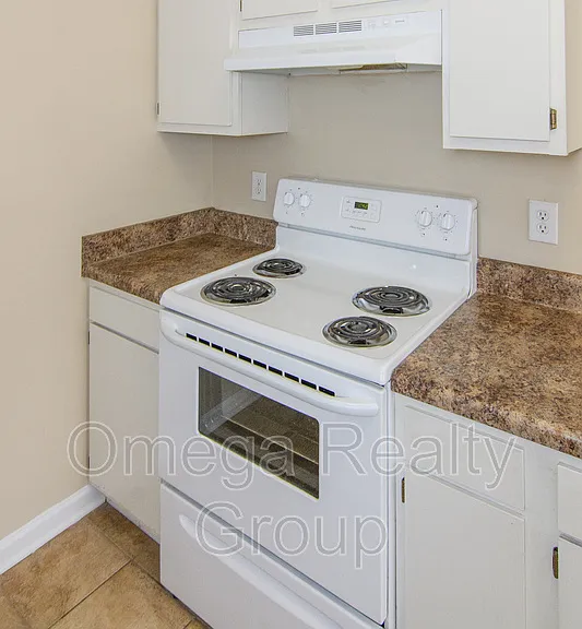 1101 Hillsboro Ln — Photo 13