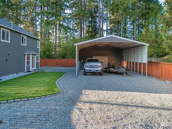 4th image of 19502 60th Street E