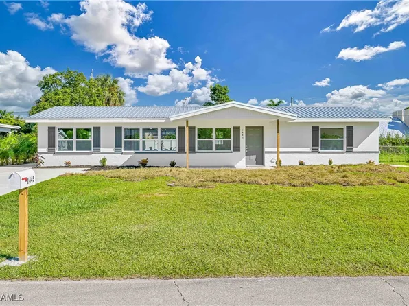 1445 Davis Dr, Fort Myers, FL 33919