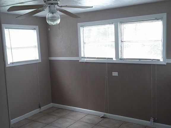 5th image of 5727 SE 27th Ave