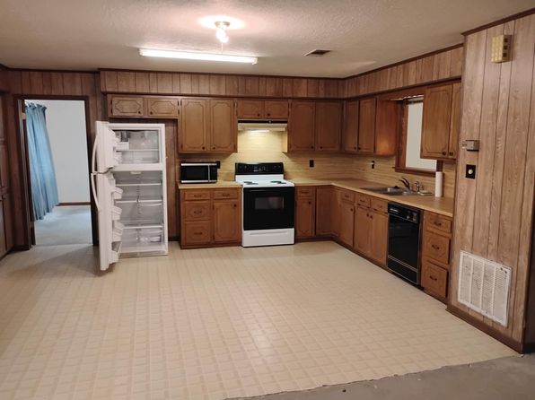 169 Lakeview Pnes, Livingston, TX 77351