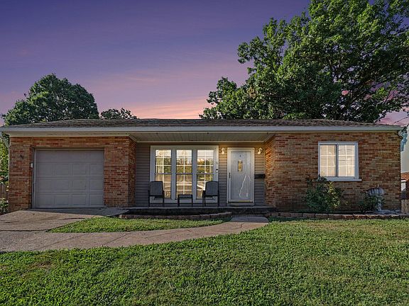 2nd image of 16 W Ridge Pl