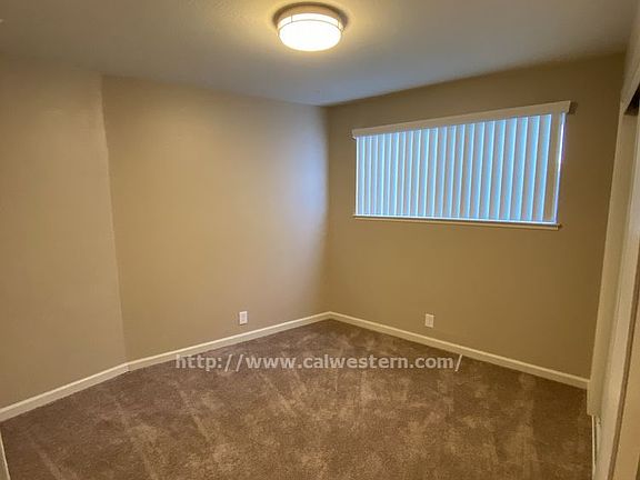 3rd image of 285 Perrymont Ave #1