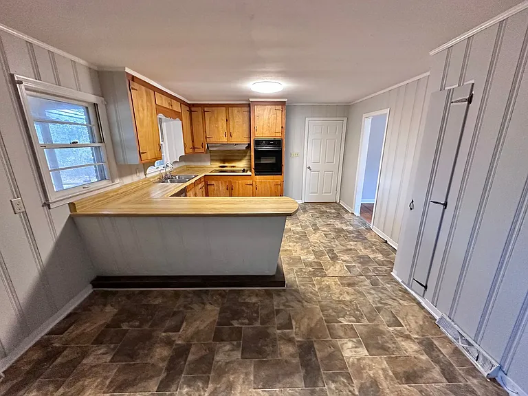108 Benton Dr NW — Photo 5
