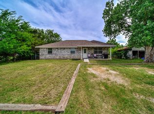 541 W Hughes St, Collinsville, TX 76233