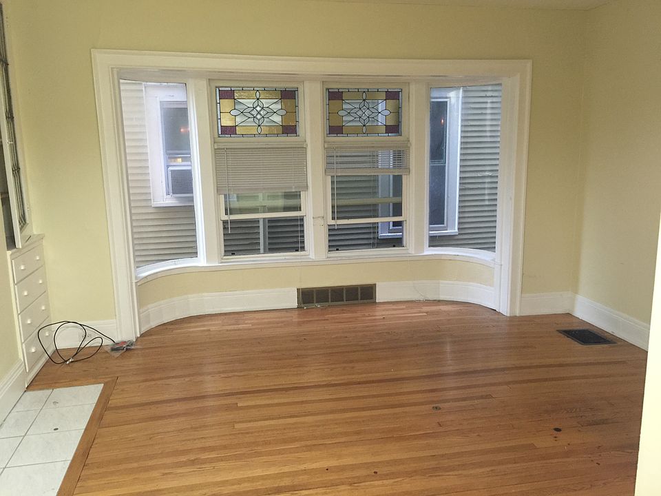 1st image of 227 Norwood Ave Lowr #