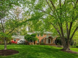 7908 Foxhound Rd, Mc Lean, VA 22102