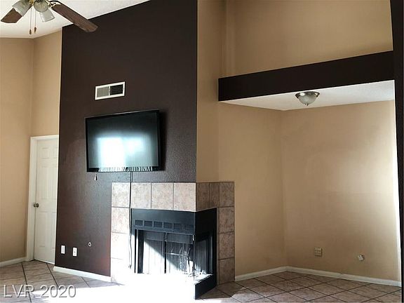4th image of 6557 Gatehouse Ln
