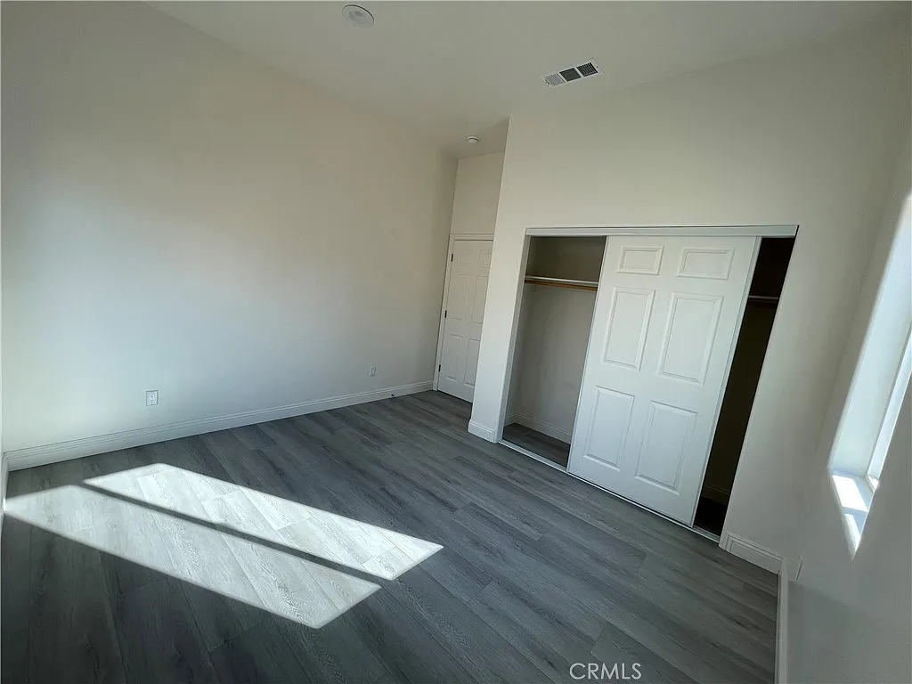 3 bed, 1200 sqft, $3,000 — Photo 4