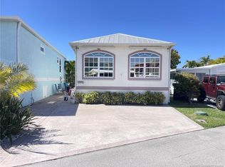 1352 Nettles Blvd, Jensen Beach, FL 34957