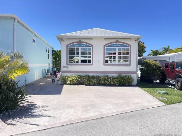 1352 Nettles Blvd, Jensen Beach, FL 34957