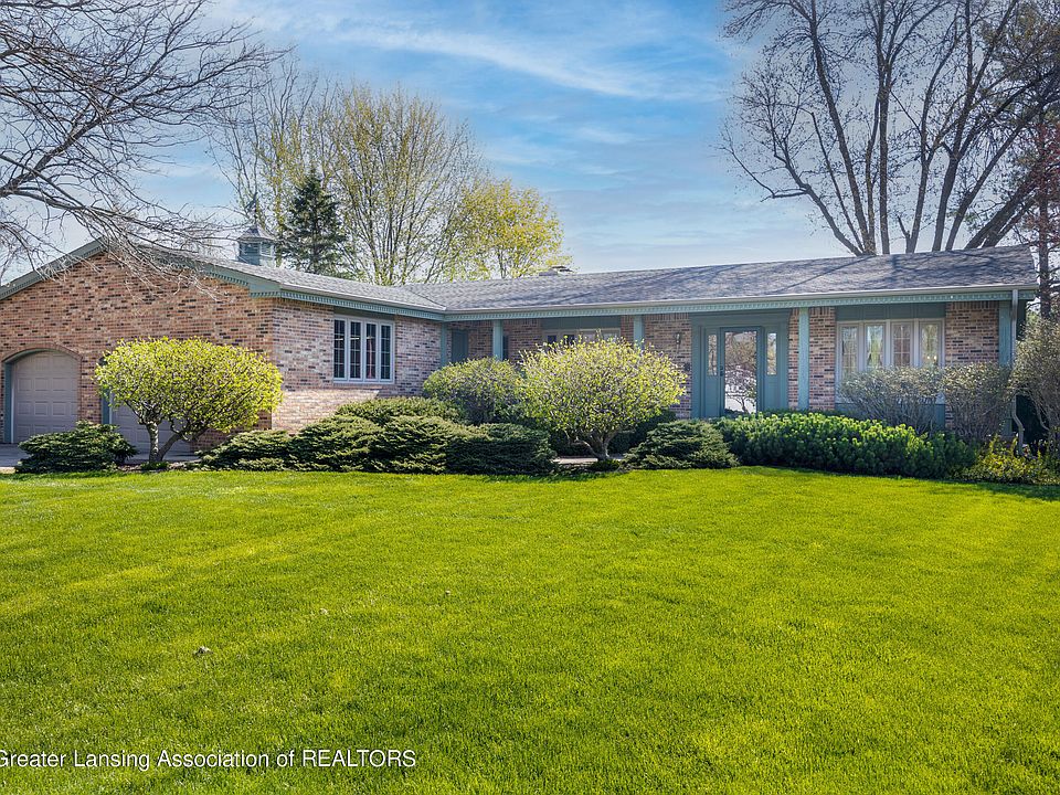 1st image of 815 Ledge Moor Blvd