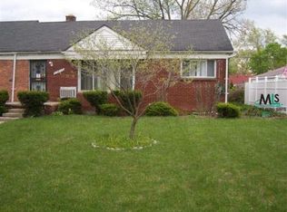 20830 Westhampton St, Oak Park, MI 48237