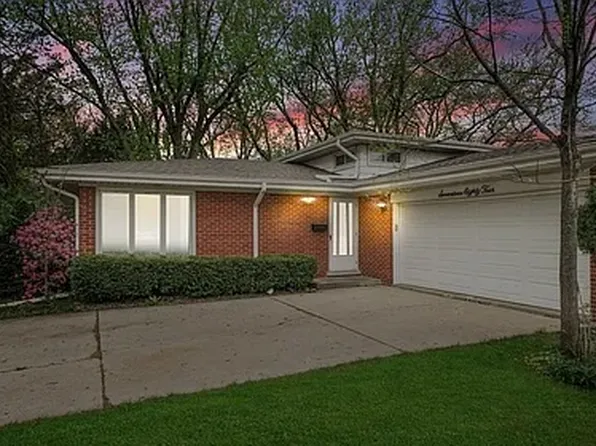 1784 Whitcomb Ave, Des Plaines, IL 60018