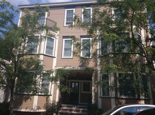 34-36 H St #2L, South Boston, MA 02127