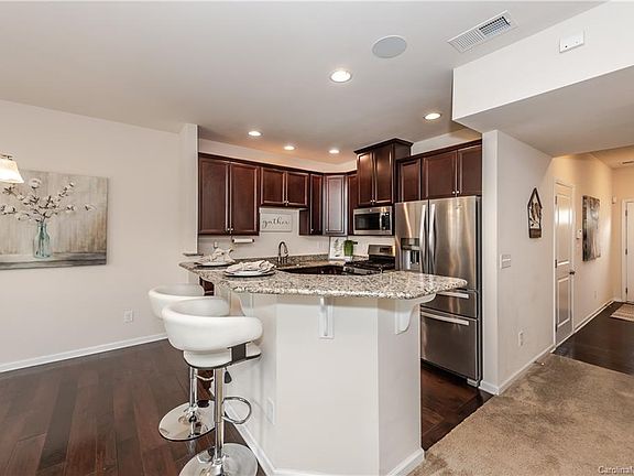 5th image of 7467 Red Mulberry Way