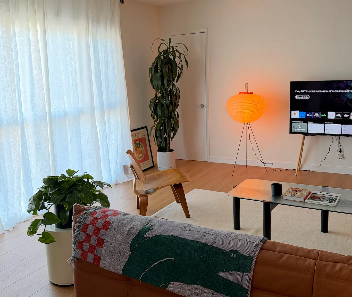 1 bed, 1050 sqft, $3,500 — Photo 1