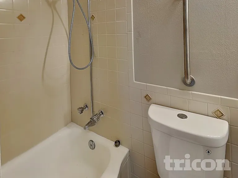 3241 Barbara Cir — Photo 13