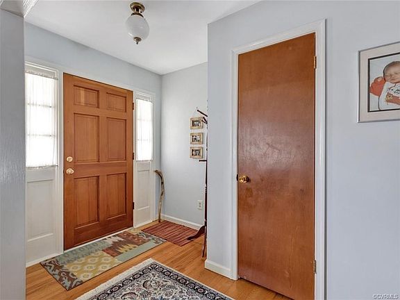 4th image of 10220 Old Quarter Ln