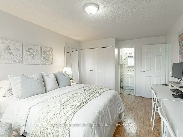 127 Belmont Dr #908 — Photo 26