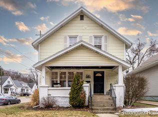 1504 Walker Ave NW, Grand Rapids, MI