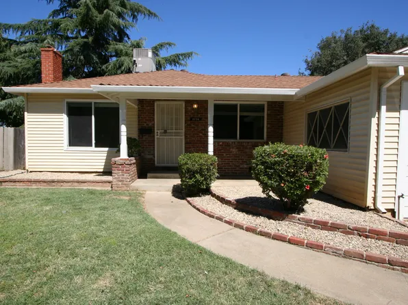 2736 Northglen St, Sacramento, CA 95833