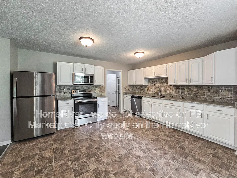8735 Limberlost Ct — Photo 6