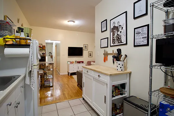 Rented by Compass | media 11