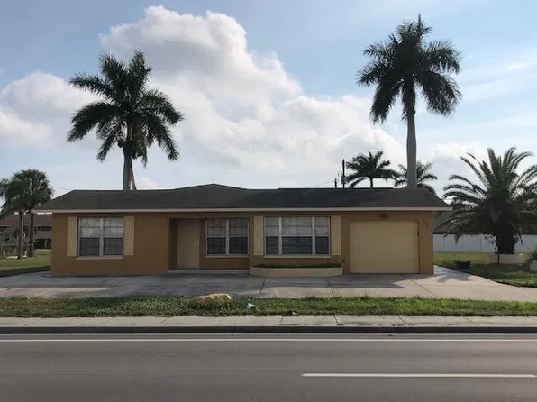 826 Cape Coral Pkwy W, Cape Coral, FL 33914